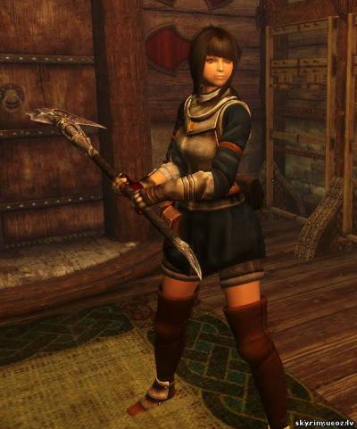 Оружие в обеих руках для девушек